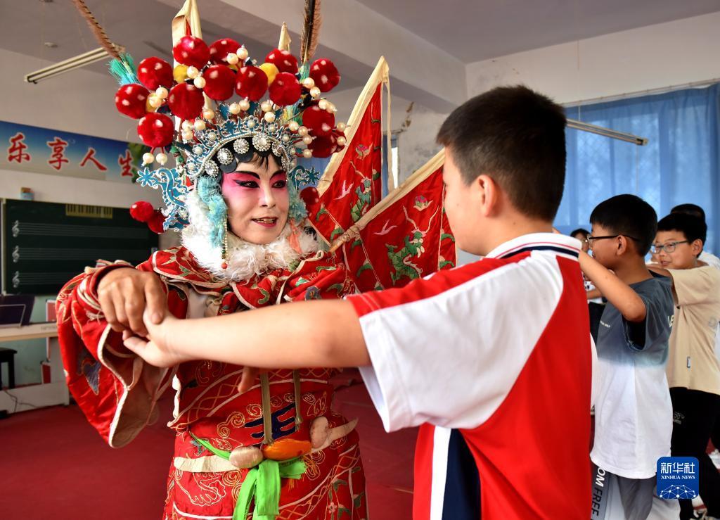 云顶游戏每天送6金币